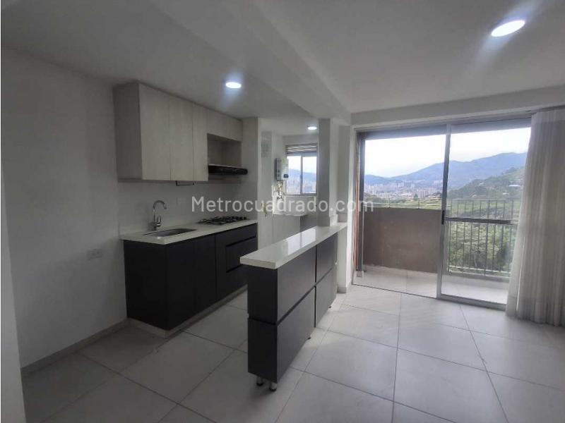 Apartamento de 3 habitaciones en Villa Ventura, Itagüí - 4