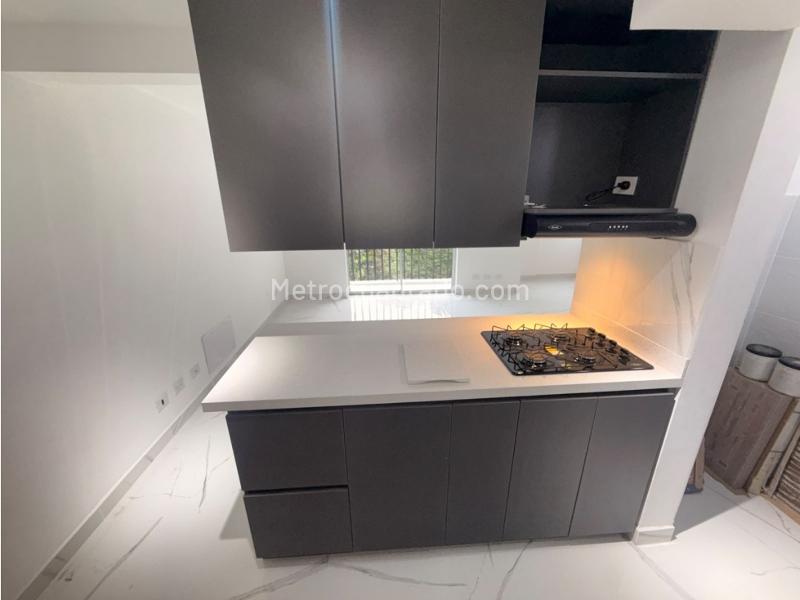 Brand-New 2BR Apartment in Maria Auxiliadora - 3