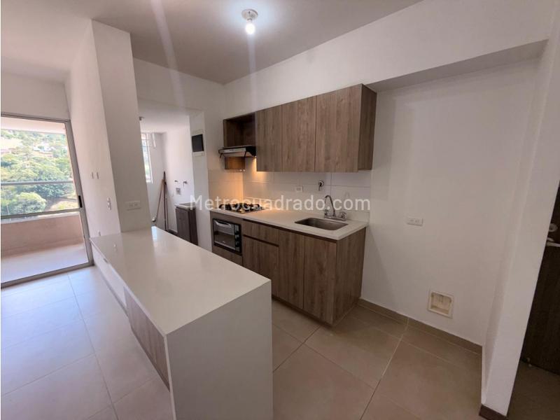 Beautiful 3BR Apartment for Rent in Asdesillas, Sabaneta