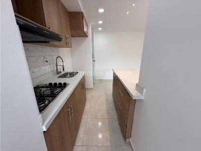Apartamento de 2 alcobas en arriendo en Calasanz, Medellín, 60 m² · foto 4 de 14