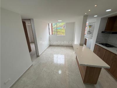 Apartamento de 2 alcobas en arriendo en Calasanz, Medellín, 60 m² · foto 5 de 14