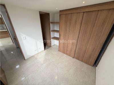 Apartamento de 2 alcobas en arriendo en Calasanz, Medellín, 60 m² · foto 9 de 14