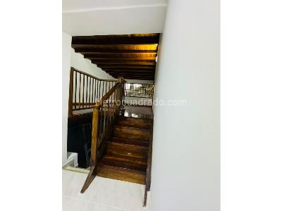 Casa de 4 alcobas en arriendo en Santa Monica, Medellín, 250 m² · foto 5 de 20