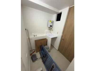 Apartamento de 3 alcobas en arriendo en Caicedo, Medellín, 75 m² · foto 15 de 17