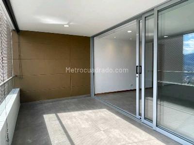 Apartamento de 3 alcobas en arriendo en Loma De Las Brujas, Envigado, 194 m² · foto 14 de 20