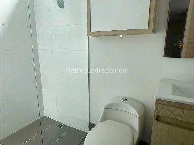 Apartamento de 3 alcobas en arriendo en Loma De Las Brujas, Envigado, 194 m² · foto 15 de 20