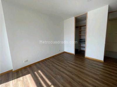 Apartamento de 3 alcobas en arriendo en Loma De Las Brujas, Envigado, 194 m² · foto 16 de 20