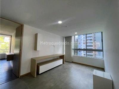 Apartamento de 3 alcobas en arriendo en Loma De Las Brujas, Envigado, 194 m² · foto 18 de 20