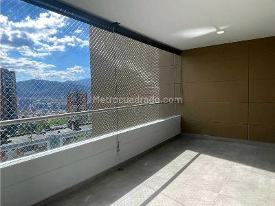 Apartamento de 3 alcobas en arriendo en Loma De Las Brujas, Envigado, 194 m² · foto 9 de 20