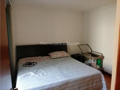 Casa de 4 alcobas en arriendo en El Poblado, Medellín, 273 m² · foto 15 de 16
