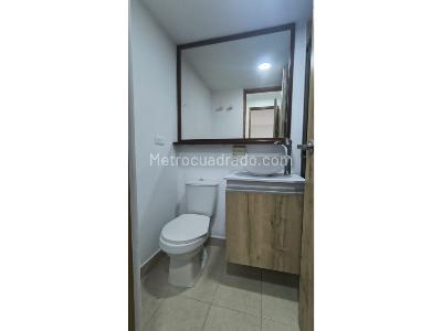 Apartamento de 3 alcobas en arriendo en Castropol, Medellín, 90 m² · foto 10 de 14
