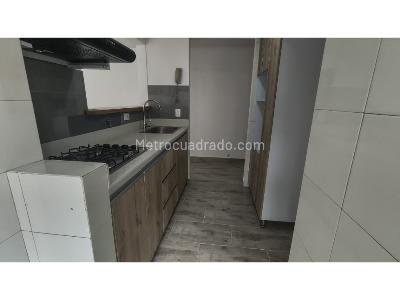 Apartamento de 3 alcobas en arriendo en Castropol, Medellín, 90 m² · foto 2 de 14