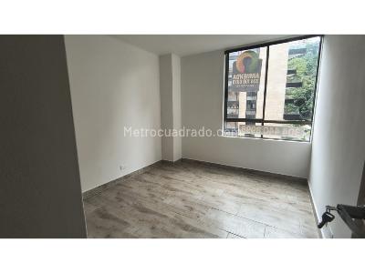 Apartamento de 3 alcobas en arriendo en Castropol, Medellín, 90 m² · foto 7 de 14