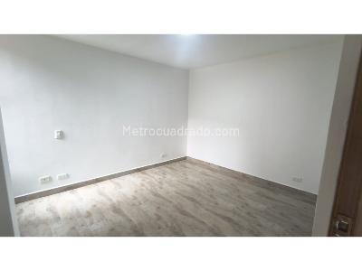 Apartamento de 3 alcobas en arriendo en Castropol, Medellín, 90 m² · foto 8 de 14
