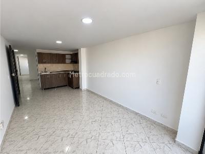 Apartamento de 3 alcobas en arriendo en Santa Monica, Medellín, 72 m² · foto 3 de 16
