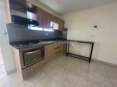 Apartamento de 2 alcobas en arriendo en Santa Monica, Medellín, 72 m² · foto 6 de 10
