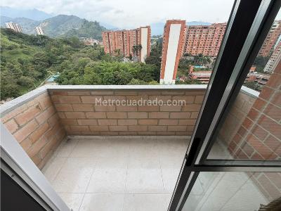Apartamento de 3 alcobas en arriendo en Loma De Los Bernal, Medellín, 70 m² · foto 4 de 16