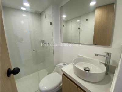 Apartamento de 2 alcobas en arriendo en Maria Auxiliadora, Sabaneta, 55 m² · foto 12 de 20