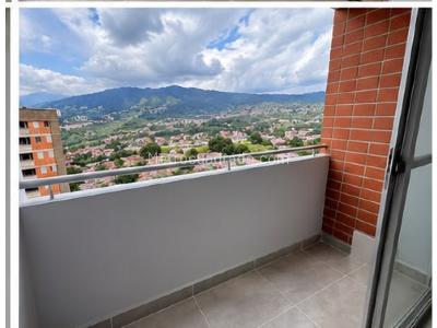 Apartamento de 3 alcobas en arriendo en San Gabriel, Itagüí, 55 m² · foto 8 de 11