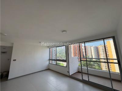 Apartamento de 3 alcobas en arriendo en La Cuenca, Envigado, 70 m² · foto 5 de 20