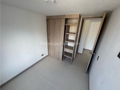 Apartamento de 3 alcobas en arriendo en La Cuenca, Envigado, 70 m² · foto 12 de 20