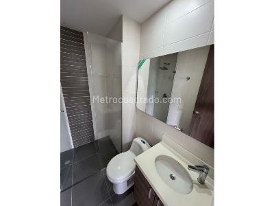 Apartamento de 2 alcobas en arriendo en Loma Del Escobero, Envigado, 88 m² · foto 13 de 20
