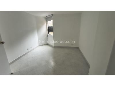 Apartamento de 3 alcobas en arriendo en Loma De San Julian, Medellín, 90 m² · foto 7 de 14