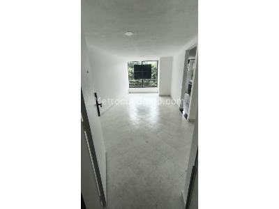 Apartamento de 3 alcobas en arriendo en Loma De San Julian, Medellín, 90 m² · foto 12 de 14