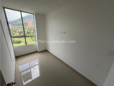 Apartamento de 3 alcobas en arriendo en Niquia, Bello, 80 m² · foto 10 de 16