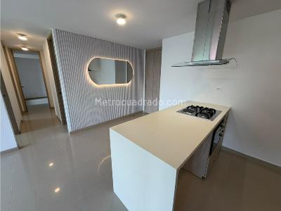 Apartamento de 3 alcobas en arriendo en Niquia, Bello, 80 m² · foto 5 de 16