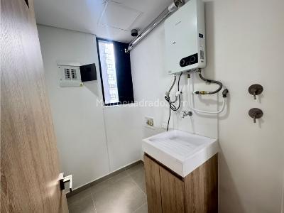 Apartamento de 3 alcobas en arriendo en Las Palmas, Medellín, 130 m² · foto 6 de 18