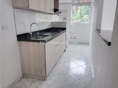 Apartamento de 3 alcobas en arriendo en Castropol, Medellín, 68 m² · foto 13 de 13