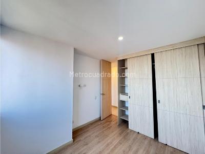 Apartamento de 3 alcobas en arriendo en Loma De Los Gonzalez, Medellín · foto 16 de 17