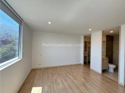 Apartamento de 3 alcobas en arriendo en Loma De Los Gonzalez, Medellín · foto 4 de 17