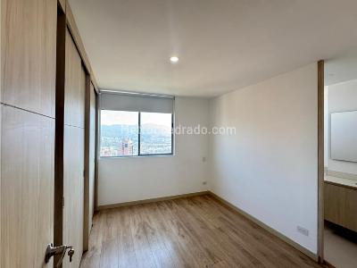 Apartamento de 3 alcobas en arriendo en Loma De Los Gonzalez, Medellín · foto 5 de 17