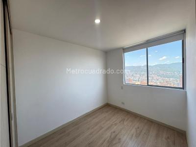 Apartamento de 3 alcobas en arriendo en Loma De Los Gonzalez, Medellín · foto 9 de 17
