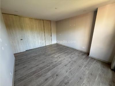 Apartamento de 2 alcobas en arriendo en El Poblado, Medellín, 92 m² · foto 13 de 20