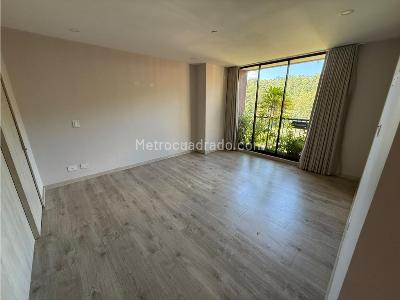 Apartamento de 2 alcobas en arriendo en El Poblado, Medellín, 92 m² · foto 14 de 20