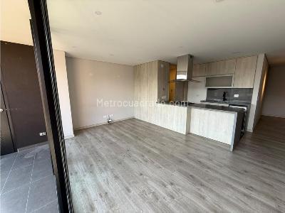 Apartamento de 2 alcobas en arriendo en El Poblado, Medellín, 92 m² · foto 1 de 20