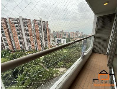 Apartaestudio en arriendo en Loma De Los Bernal, Medellín, 55 m² · foto 7 de 13