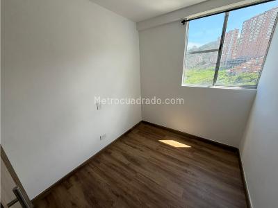 Apartamento de 3 alcobas en arriendo en Ciudadela Del Norte, Bello, 62 m² · foto 6 de 12