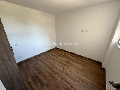 Apartamento de 3 alcobas en arriendo en Ciudadela Del Norte, Bello, 62 m² · foto 9 de 12