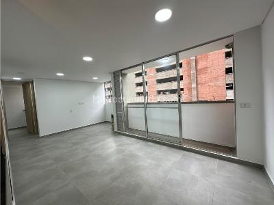 Apartamento de 2 alcobas en arriendo en Urbanizacion Bucaros 1, Bello, 60 m² · foto 4 de 15