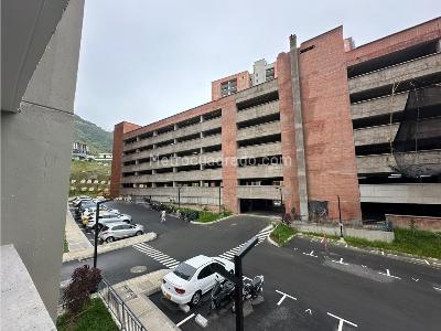 Apartamento de 2 alcobas en arriendo en Urbanizacion Bucaros 1, Bello, 60 m² · foto 7 de 15
