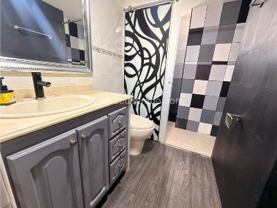 Apartaestudio en arriendo en Las Acacias, Medellín, 60 m² · foto 7 de 11