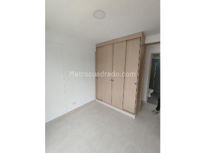 Apartamento de 2 alcobas en arriendo en Calasanz, Medellín, 55 m² · foto 4 de 12