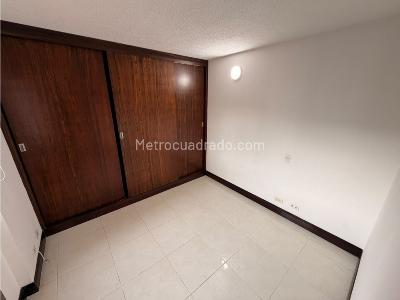 Apartamento de 2 alcobas en arriendo en Loma De Los Bernal, Medellín, 60 m² · foto 15 de 17