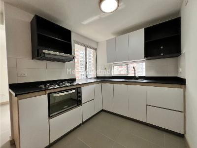 Apartamento en Arriendo, Loma De Los Bernal, Medellín