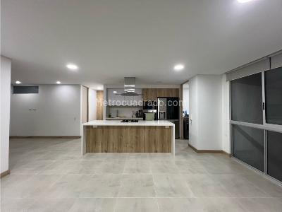 Apartamento de 3 alcobas en venta en Valle Del Lili, Cali, 131 m² · foto 2 de 20