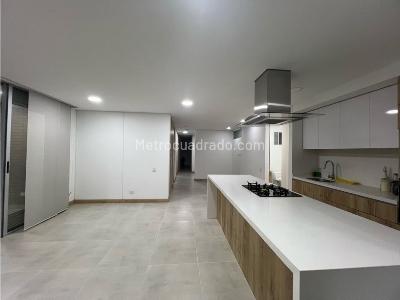 Apartamento de 3 alcobas en venta en Valle Del Lili, Cali, 131 m² · foto 10 de 20